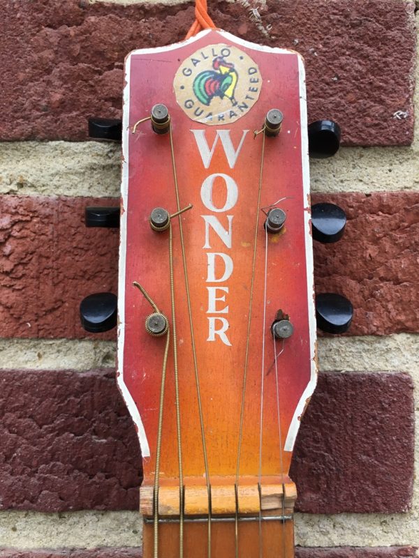 Gallotone Wonder 1953-1958 Red Burst South Africa