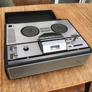 1960s Vintage Grundig TK124 Valve Reel-to-Reel Tape Recorder/Player