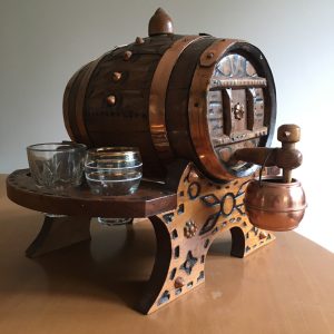 Musical Barrel with Glasses Swiss Musical Movement Made in Spain